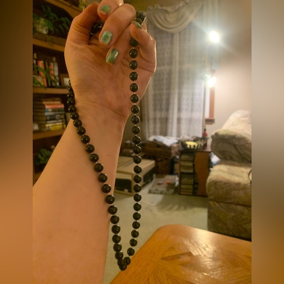Jewelry - ❤️5 for $20❤️Black Bead Necklace